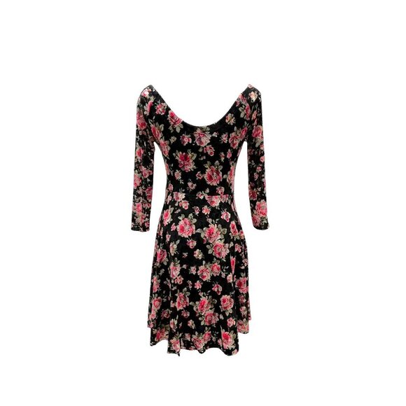 Betsey Johnson Flower Stretch Lace Skater Dress NWT - Picture 5 of 8